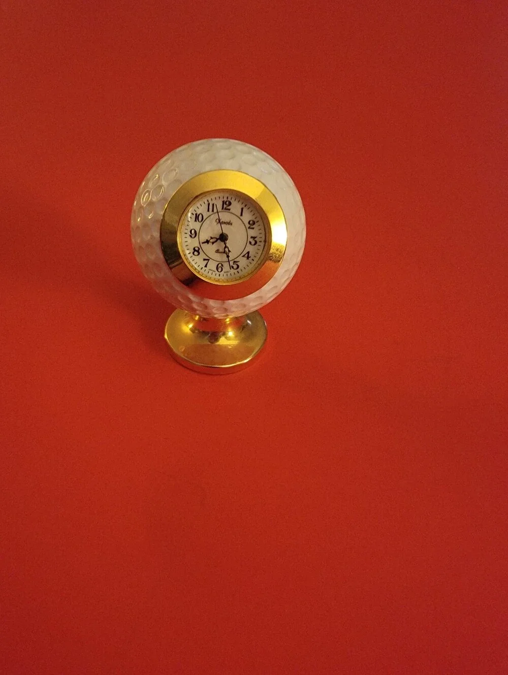 Xanadu Gold Accent White Golf Ball Table Clock